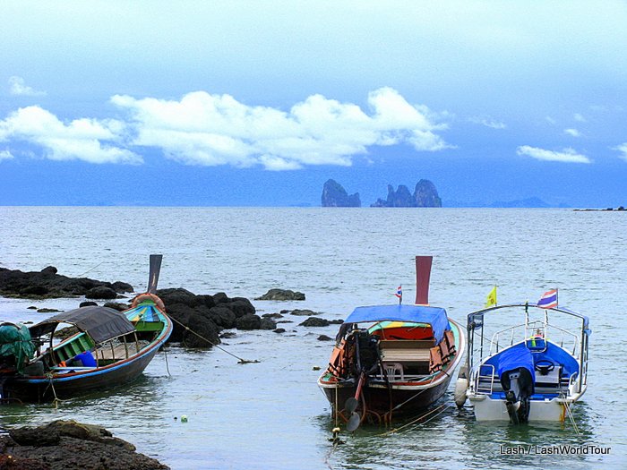 Satun Province - longtail boats -islands-Koh Bulon -Thailand
