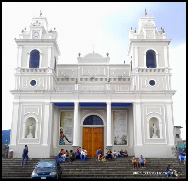 Iglesia Nuestra Senora de la Soledad at Plaza de las Artes