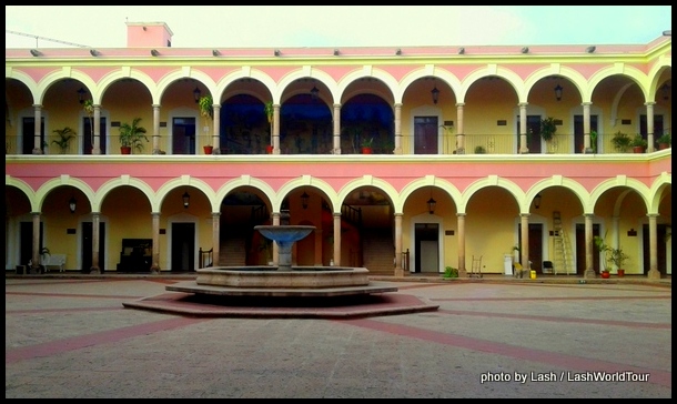 Inner courtyard of Palacio Municipal - El Fuerte - Mexico 