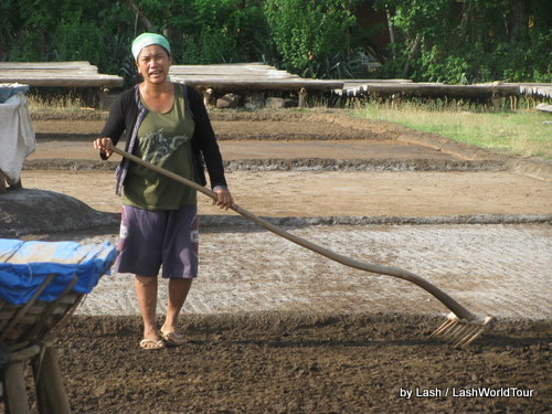woman making salt- Amed- Bali 