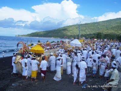 temple ceremony- Amed- Bali 