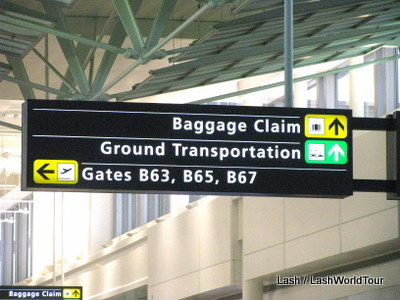 airline travel tips- airport sign