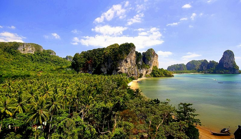 Tonsai BEach - Railay - Pranang Peninsula - Krabi - Thailand