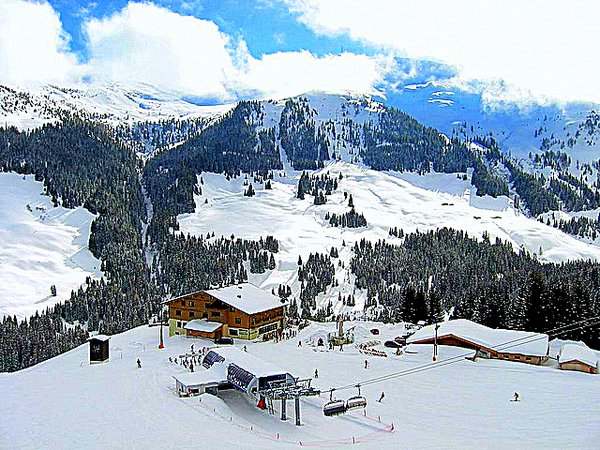 ski resort - Alps - Ellmau Austria