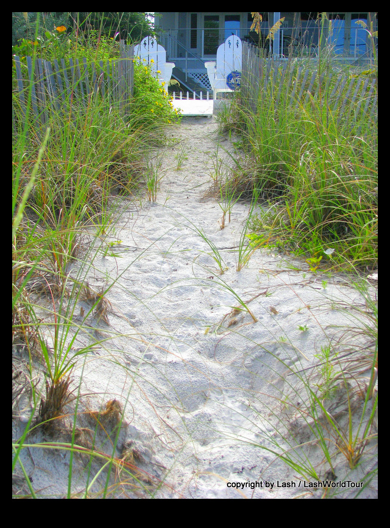 private lane to the beach 2