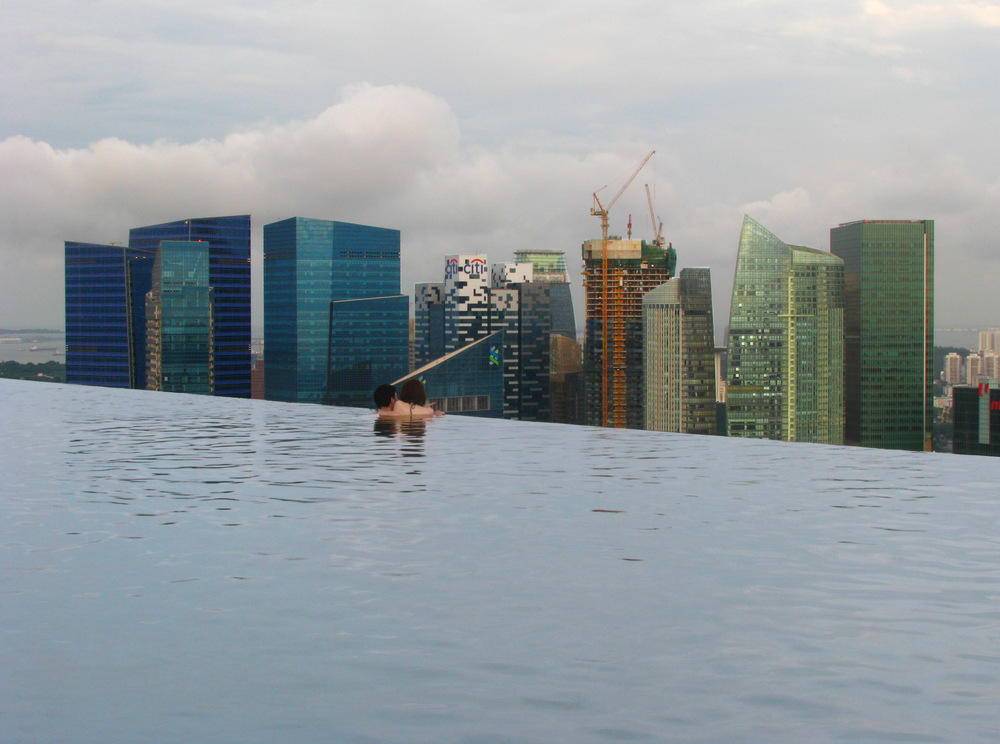 Singapore skyline from Marina Bay Sands Sky Park Infinity Pool 