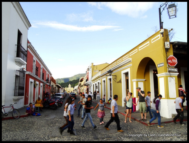 busy streets of Antigua