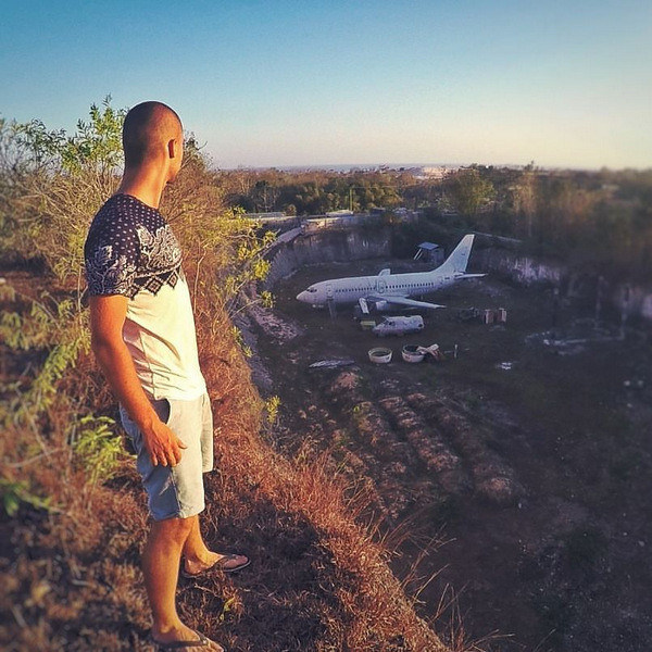 Abandoned plane in Bali - Jason