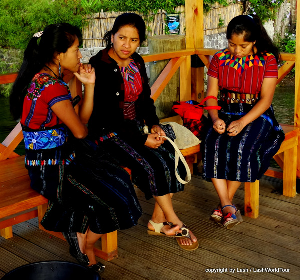 Mayan girls at Lake Atitilan - Guatemala