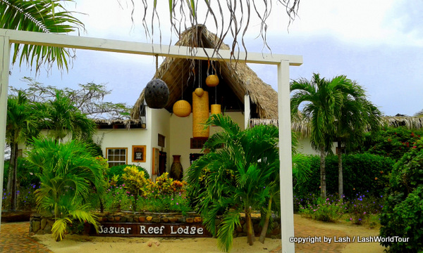 Jaguar Reef Lodge - Hopkins - BElize