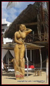 nude statue at Zipolite BEach
