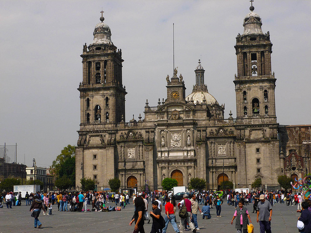 Municipal Cathedral - Mexico City - photo by Tristan Higbee on Flickr CC