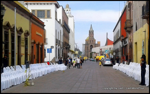 setting up streets for Silent Procession in San Luis Potosi 