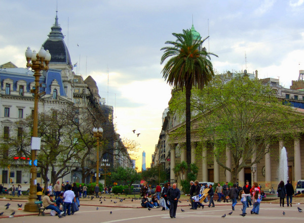 Plaza de Mayo - Beatrice Murch