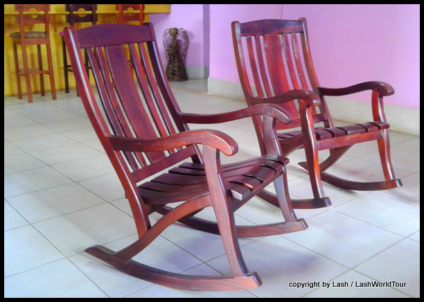 Nicaraguan rocking chairs