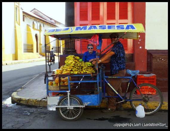 fruit vendors in Leon 
