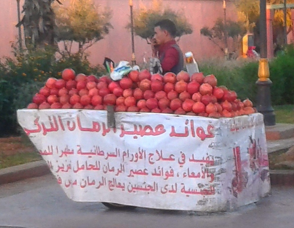 pomegranate stand in Marrakesh