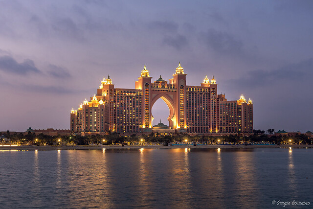 Atlantis Hotel, Dubai - photo by Sergio Boscaino on Flickr CC
